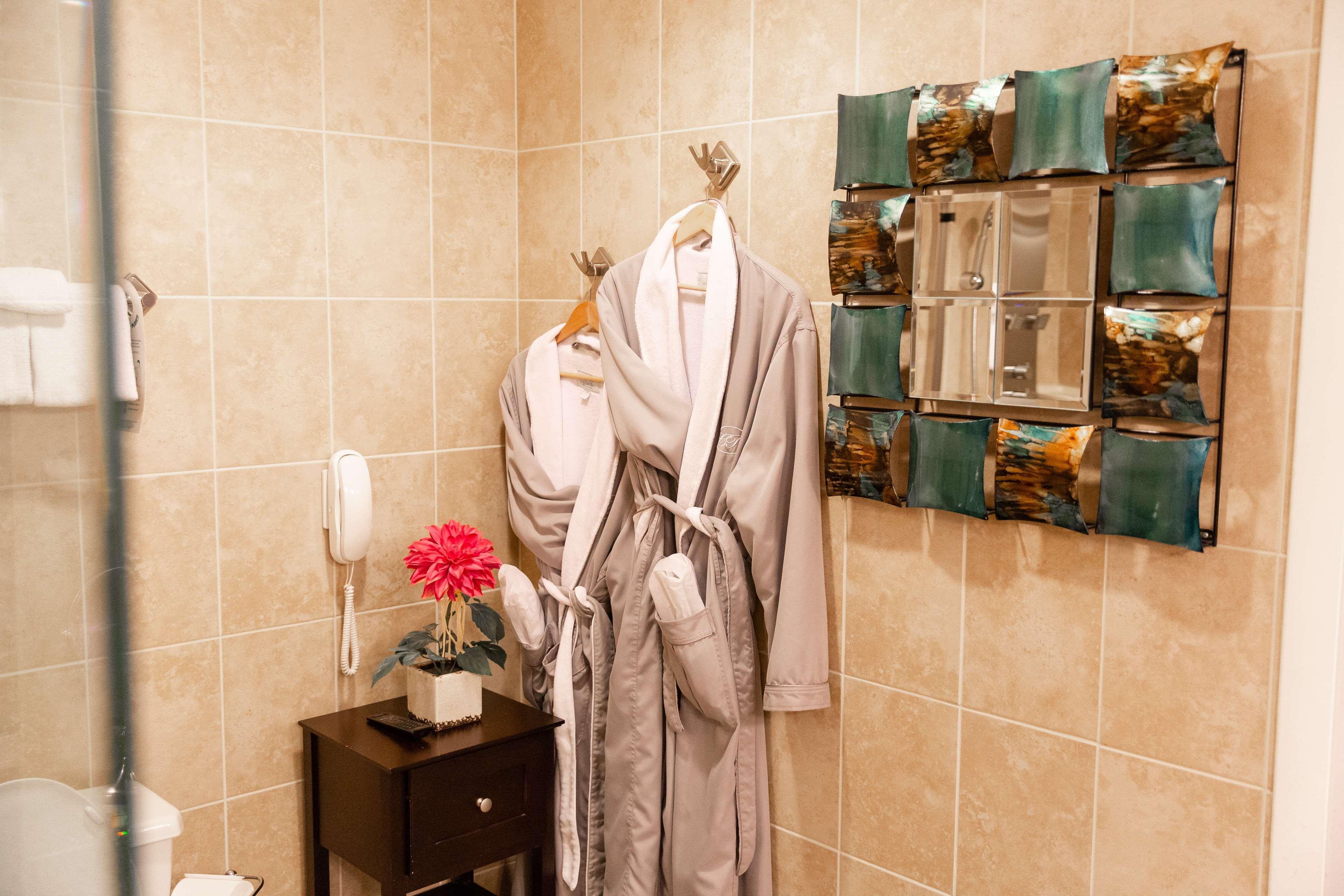 Capitol Plaza Hotel Montpelier Tapestry Collection by Hilton Exterior foto