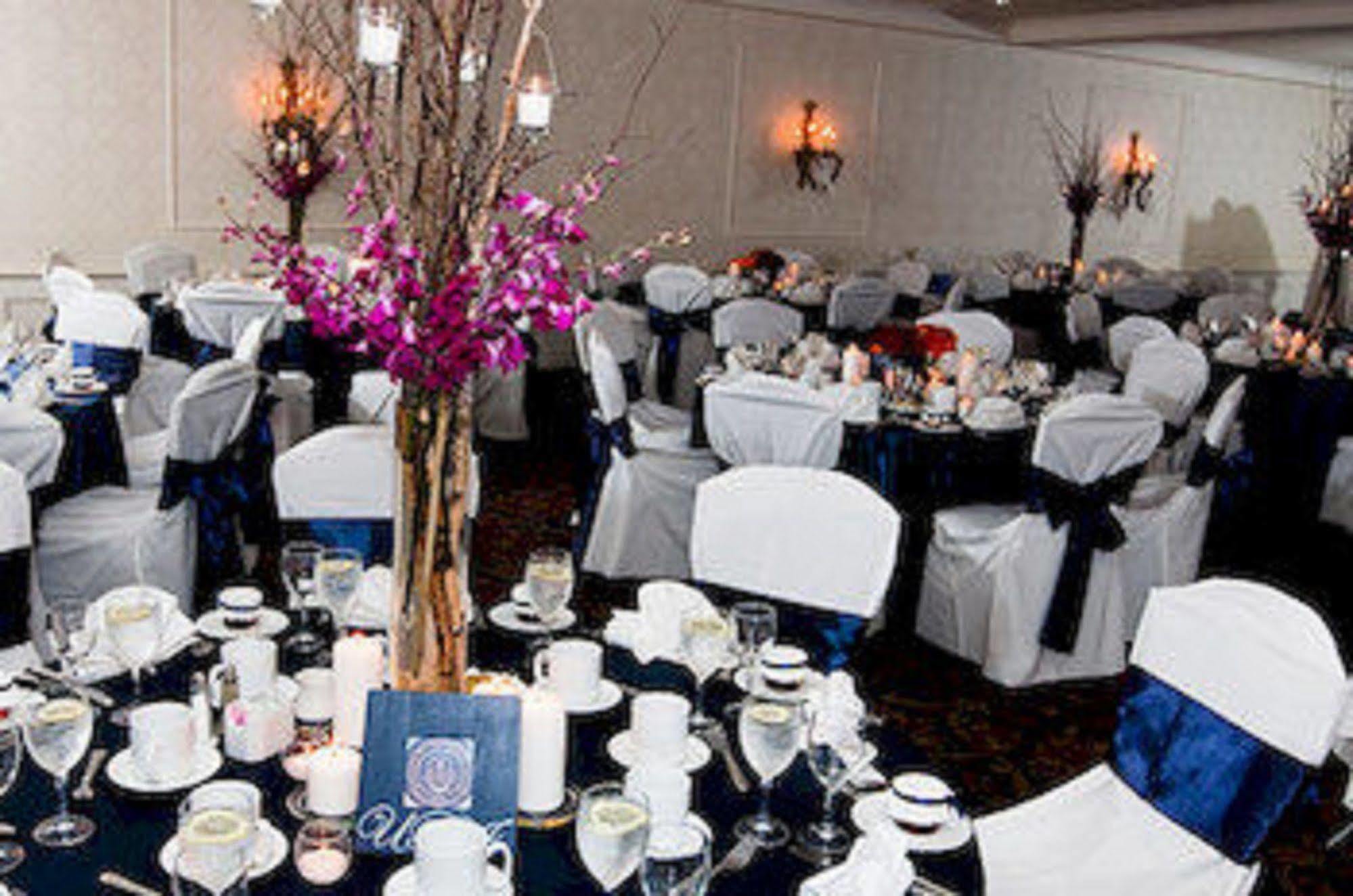 Capitol Plaza Hotel Montpelier Tapestry Collection by Hilton Exterior foto