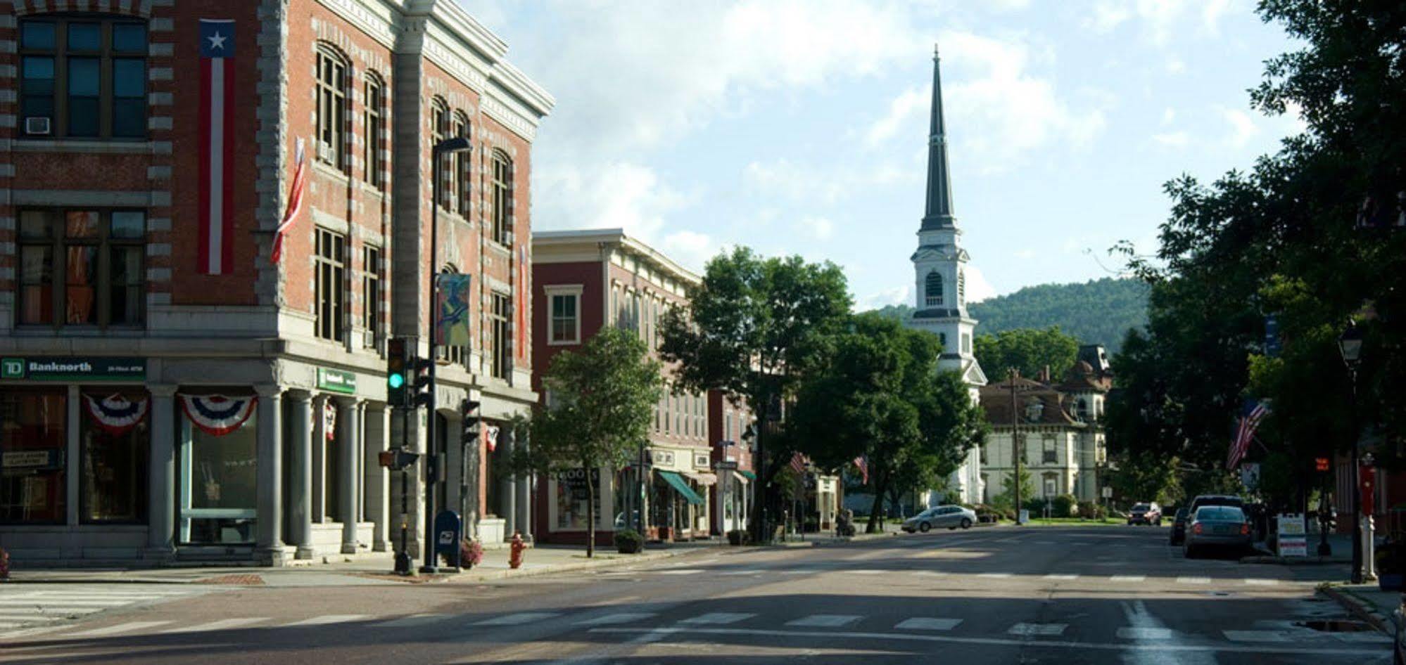 Capitol Plaza Hotel Montpelier Tapestry Collection by Hilton Exterior foto